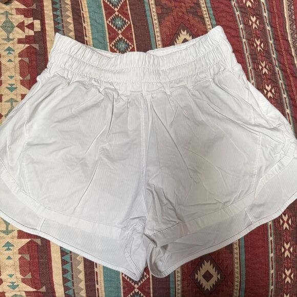 Lululemon Athletica white running shorts size 6 - Picture 6 of 7